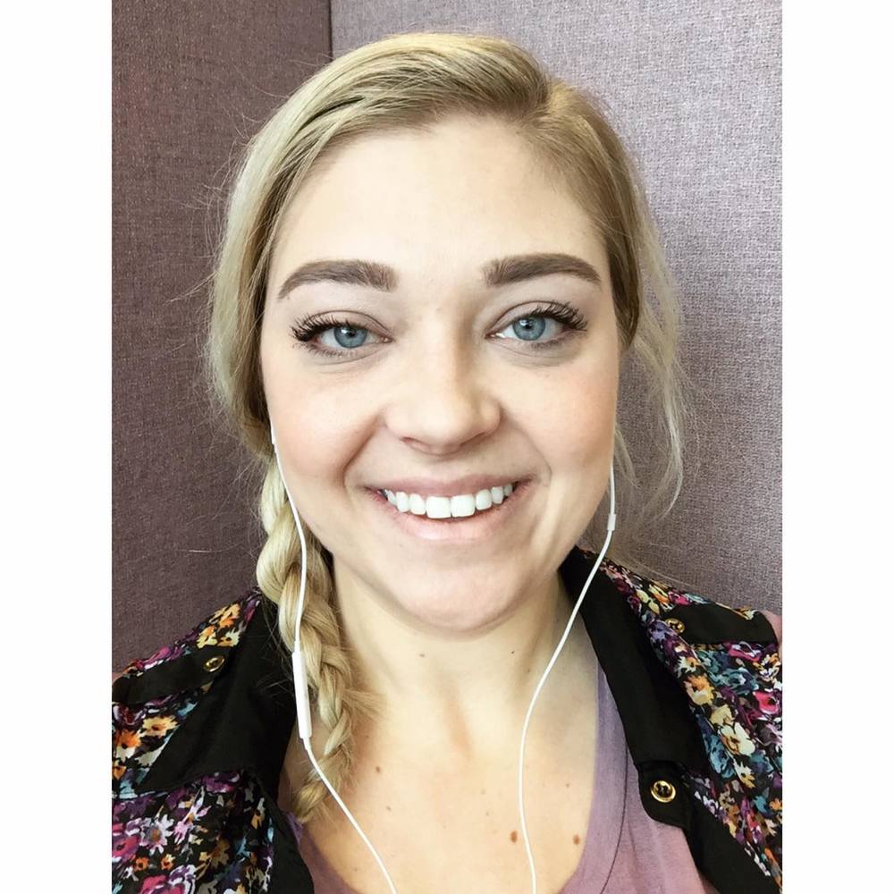 Meet your Posher, Brooke